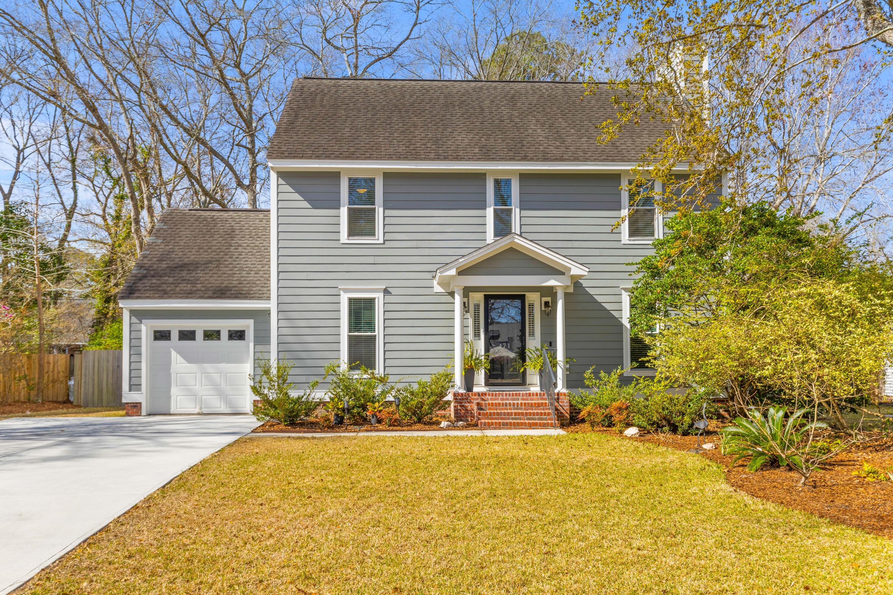 471 Springfield Road Mount Pleasant, SC 29464 - Photo 1 of 24 Exterior Front Yard