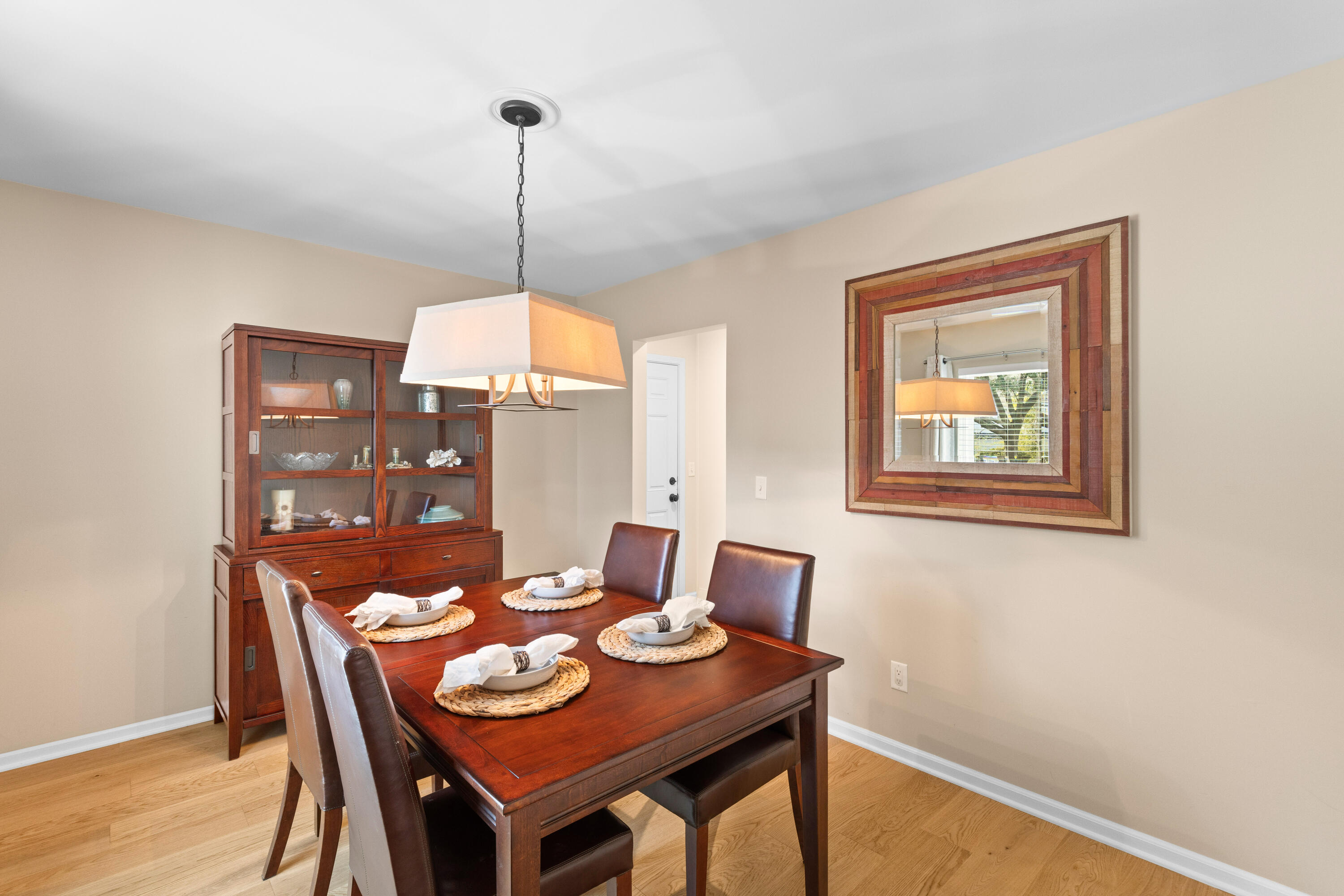 471 Springfield Road Mount Pleasant, SC 29464 - Photo 4 of 24 Dining Room