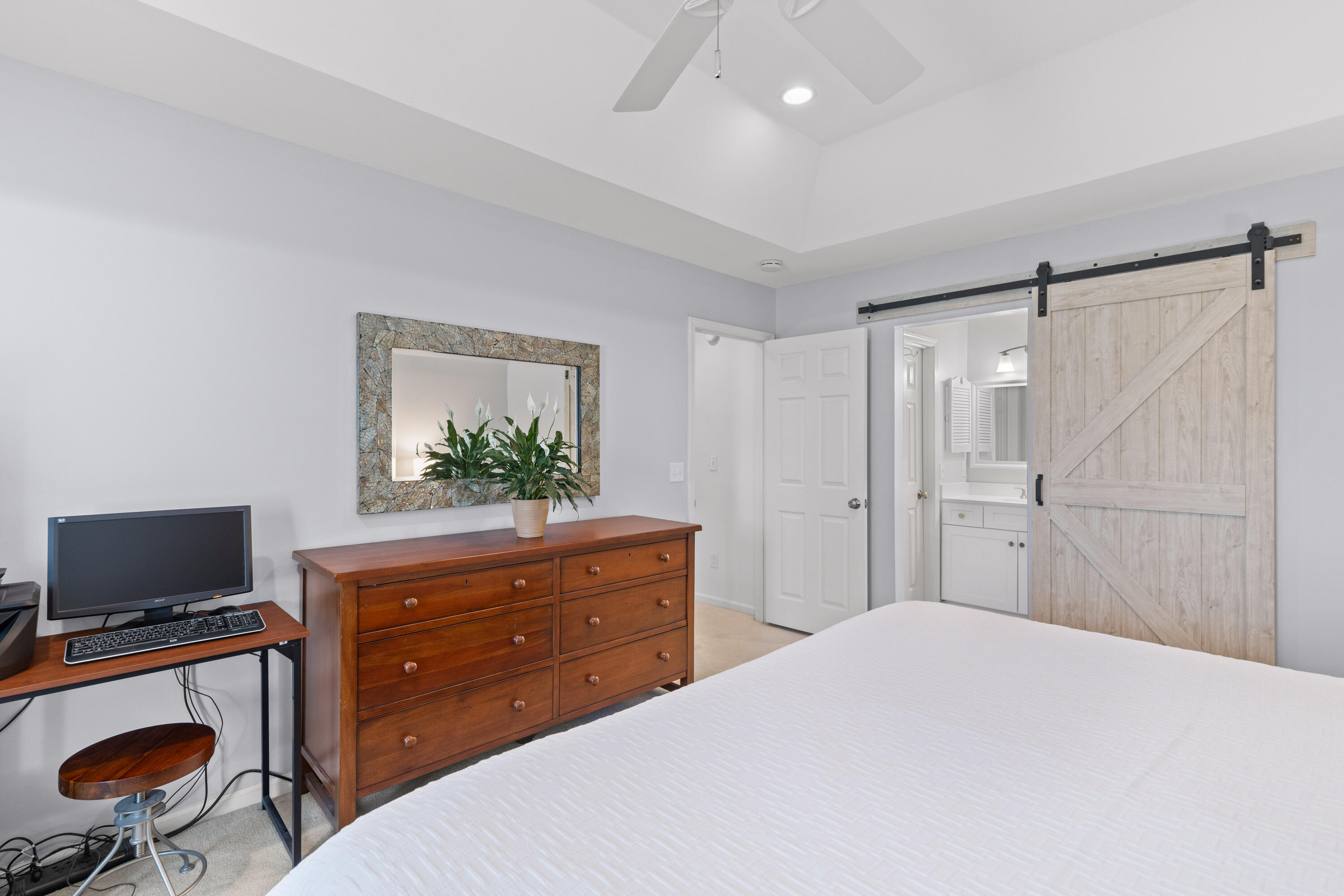 471 Springfield Road Mount Pleasant, SC 29464 - Photo 10 of 24 Primary Bedroom
