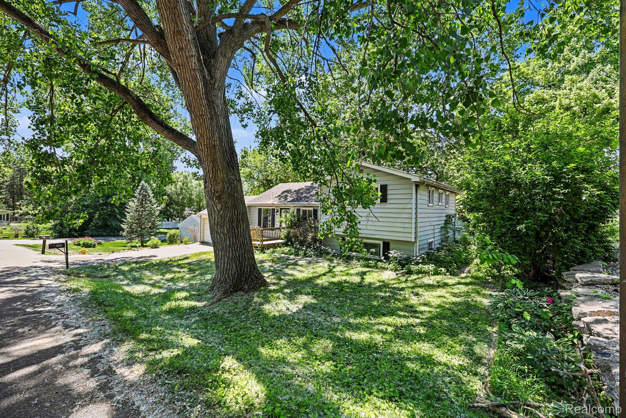 507 Brookside Road Ypsilanti, MI 48197 - Photo 53 of 57 026_file_1217.jpg