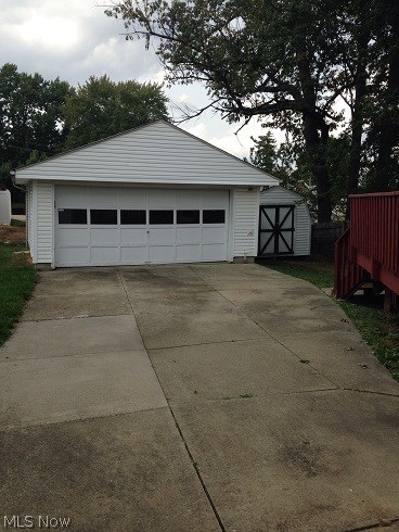 332 Stanley Road Akron, OH 44312 - Photo 2 of 11