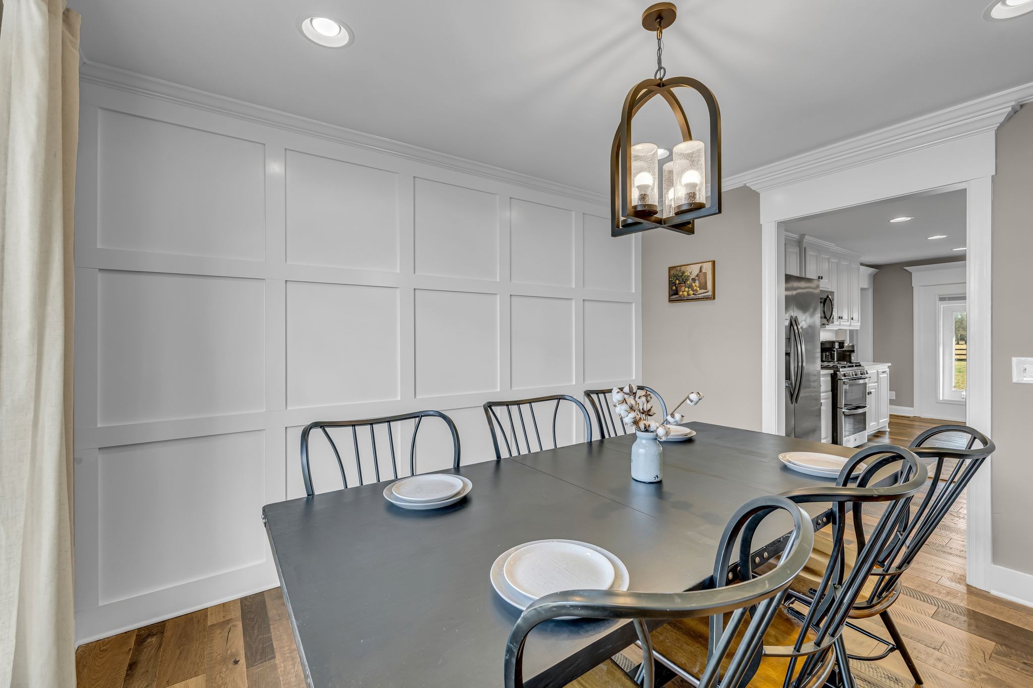 852 Longview Road Shelbyville, TN 37160 - Photo 13 of 38 a view of a dining room with furniture