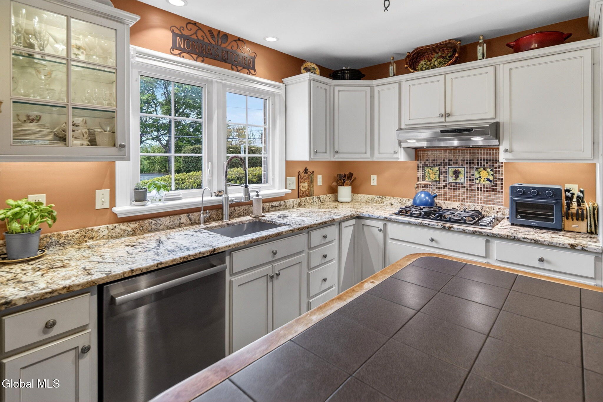 44 Mill Road Colonie, NY 12110 - Photo 8 of 31 Interior 07