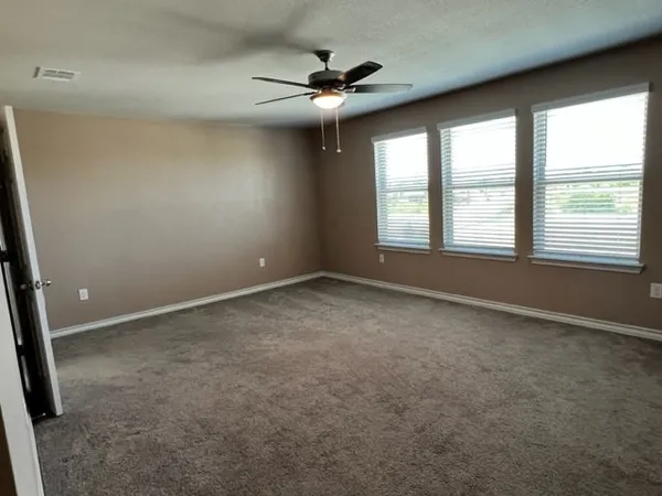 $2,100 | 7505 Vidrine Street, Austin, TX 78754