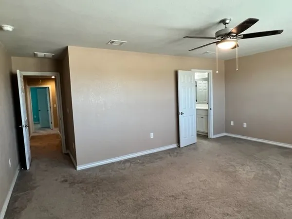 $2,100 | 7505 Vidrine Street, Austin, TX 78754