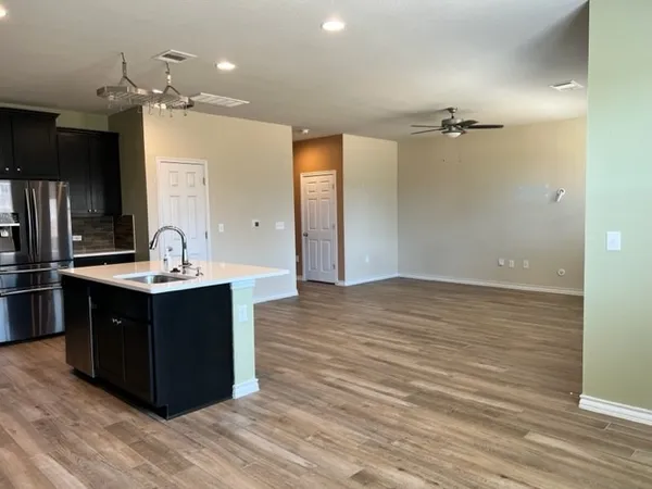 $2,100 | 7505 Vidrine Street, Austin, TX 78754