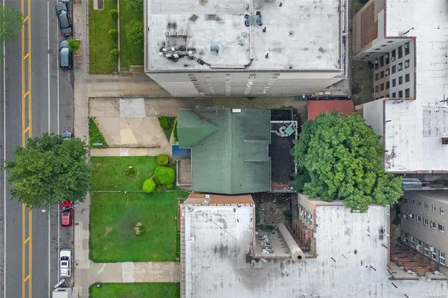 $5,500,000 | 622 Ocean Avenue | Prospect Park South