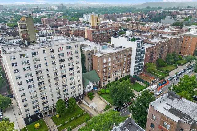 $5,500,000 | 622 Ocean Avenue | Prospect Park South