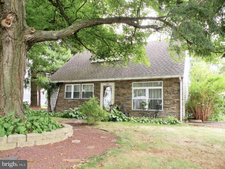 587 Arbor Road Morrisville, PA 19067 - Photo 1 of 20 Exterior Front