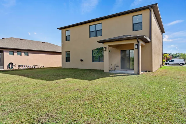 $3,350 | 6455 Northwest Castlebrook Avenue, Port St. Lucie, FL 34983