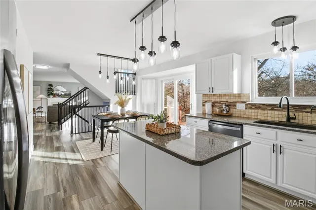 $439,900 | 564 Hickory Manor, Arnold, MO 63010