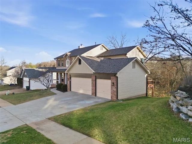 $439,900 | 564 Hickory Manor, Arnold, MO 63010