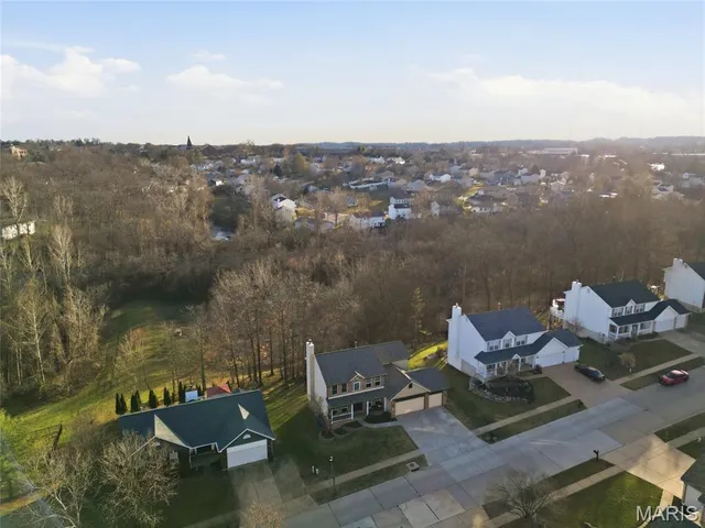 $439,900 | 564 Hickory Manor, Arnold, MO 63010