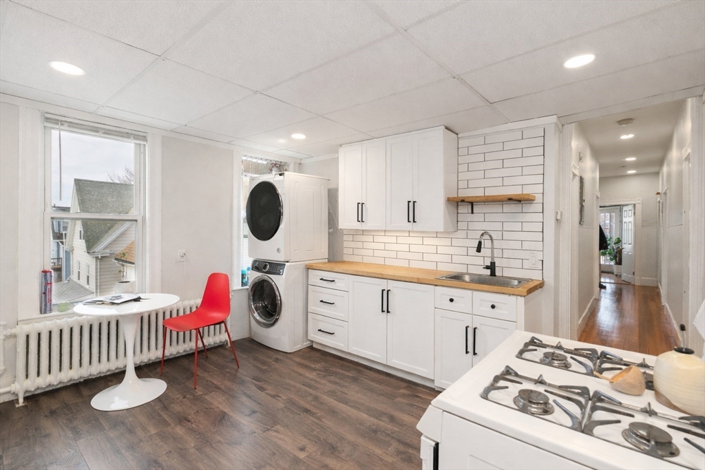 21 Nevada Street, Unit 3 Winthrop, MA 02152 - Photo 1 of 11