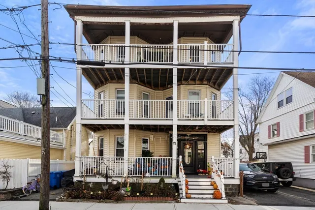 $3,000 | 21 Nevada Street, Unit 3, Winthrop, MA 02152