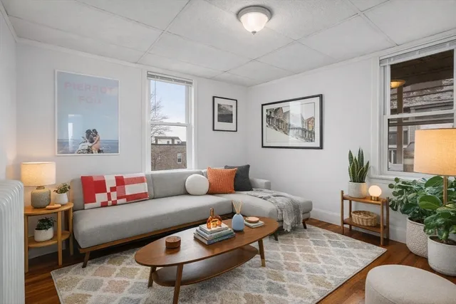 $3,000 | 21 Nevada Street, Unit 3, Winthrop, MA 02152