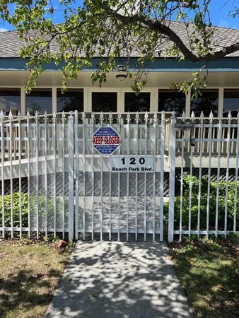 $5,195 | 210 Beach Park Boulevard, Foster City, CA 94404