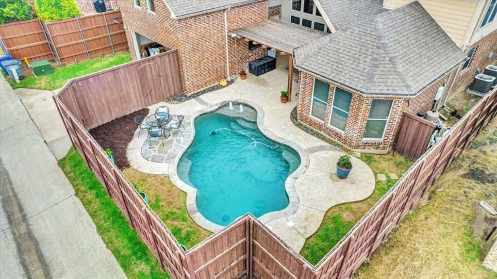 2015 Midhurst Drive Allen, TX 75013 - Photo 2 of 37