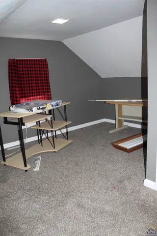 $160,000 | 432 Lakin Street, Osage City, KS 66523