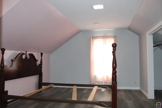 $160,000 | 432 Lakin Street, Osage City, KS 66523