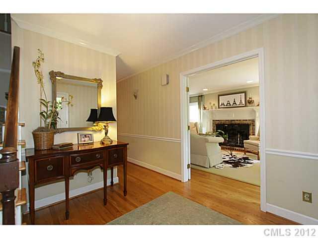 3100 High Ridge Road Charlotte, NC 28270 - Photo 7 of 16 a living room with furniture and a table