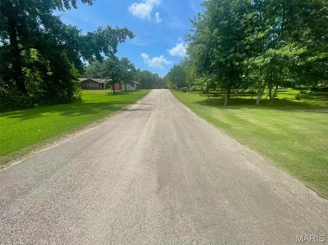 $18,500 | Lot 4 Breezeway Drive, Dexter, MO 63841