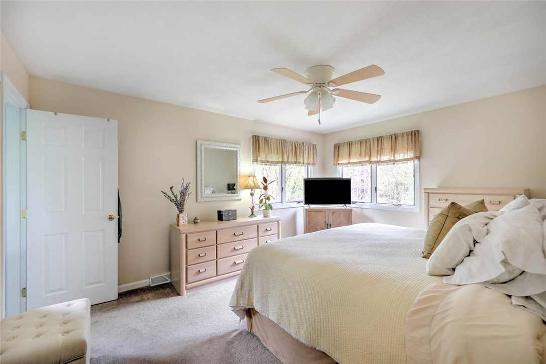 89 Swan Road Smithfield, RI 02917 - Photo 17 of 47