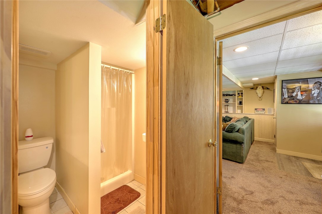 89 Swan Road Smithfield, RI 02917 - Photo 34 of 47 Lower level bathroom