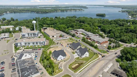 $1,310,000 | 5651 Buffington Lane, Shorewood, MN 55331