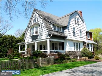407 St Davids Road Wayne, PA 19087 - Photo 2 of 12 Gallery Image 2
