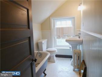 407 St Davids Road Wayne, PA 19087 - Photo 11 of 12 Bathroom