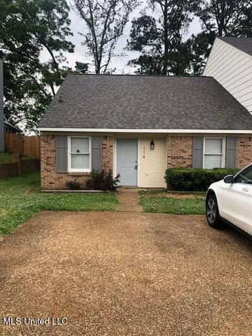 $1,400 | 114 Amberwood Drive, Clinton, MS 39056
