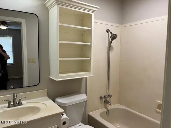 $1,400 | 114 Amberwood Drive, Clinton, MS 39056