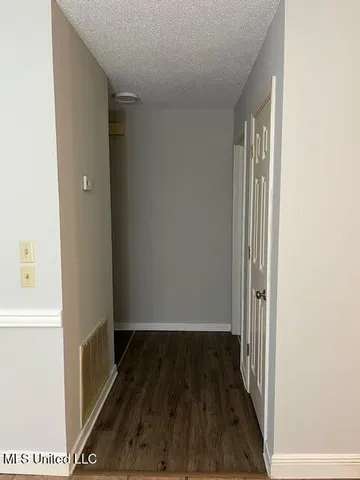 $1,400 | 114 Amberwood Drive, Clinton, MS 39056