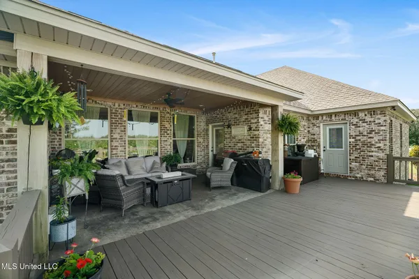 $464,500 | 446 Newman Camp Road, Sumrall, MS 39482