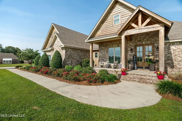 $464,500 | 446 Newman Camp Road, Sumrall, MS 39482