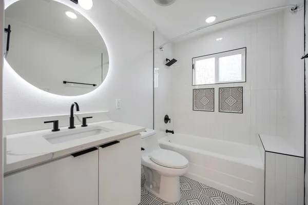 $600,000 | 1310 Walton Street, Houston, TX 77009