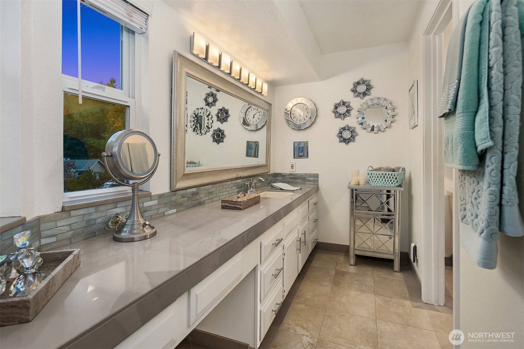 1616 175th Place Southeast Bothell, WA 98012 - Photo 12 of 37 a bathroom with a sink and mirror