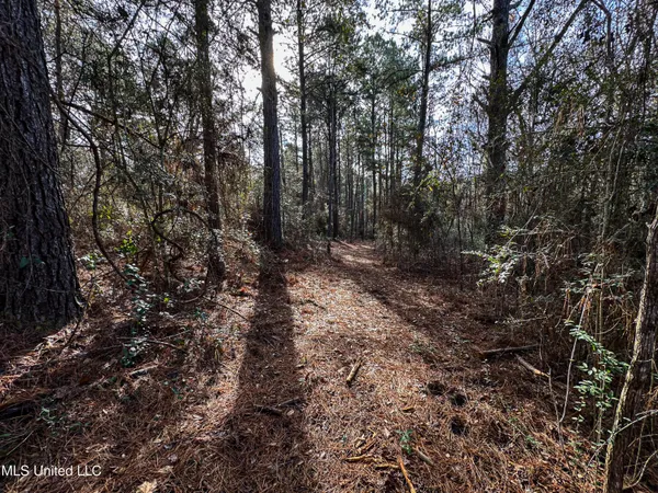 $229,637 | 1 Dap Road East, Moss Point, MS 39562