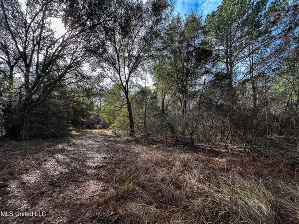 $229,637 | 1 Dap Road East, Moss Point, MS 39562