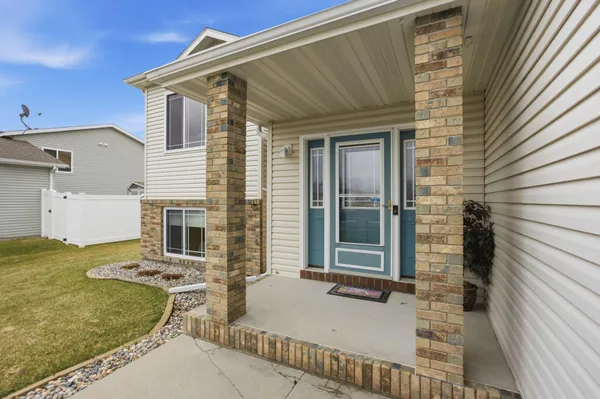 $439,900 | 4236 38th Avenue South, Fargo, ND 58104
