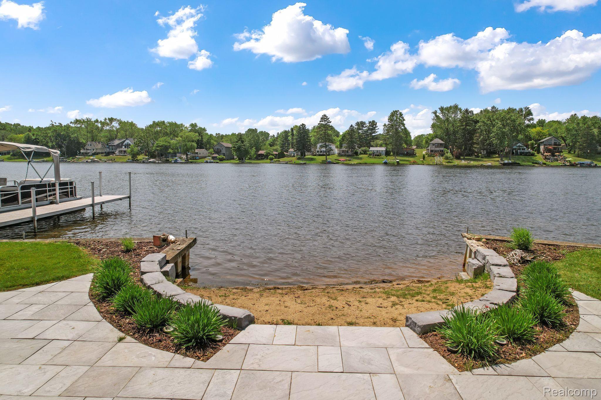 6229 Mabley Hill Road Fenton, MI 48430 - Photo 9 of 57 Sandy beach area