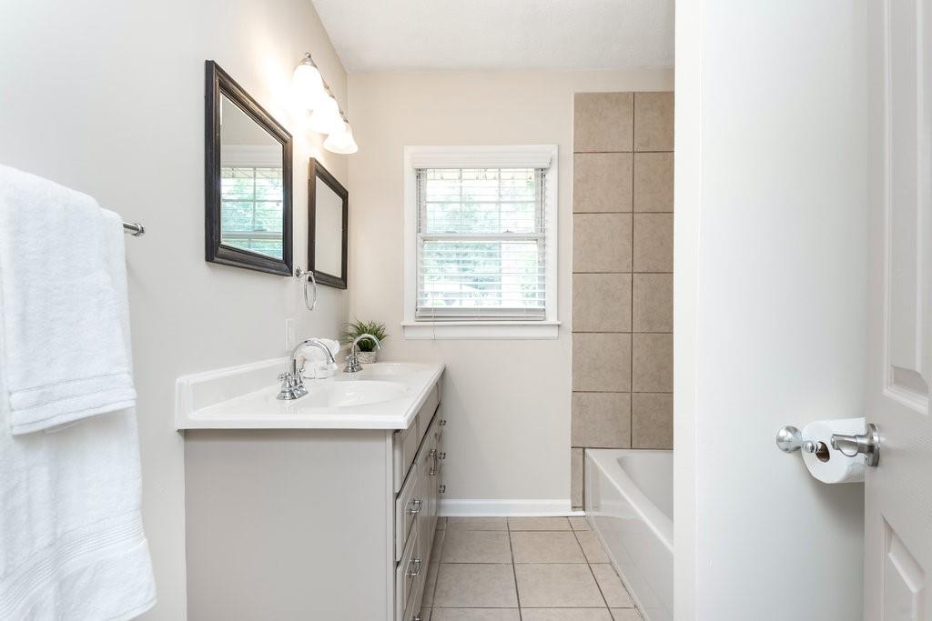 2403 Ousley Court Decatur, GA 30032 - Photo 22 of 28 Gallery Image 22