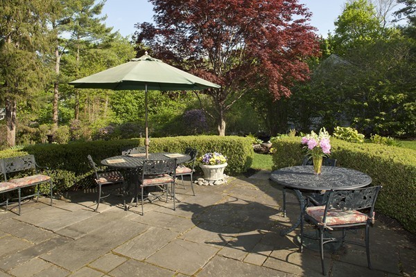 6 Clark Road Hingham, MA 02043 - Photo 3 of 25 Gallery Image 3