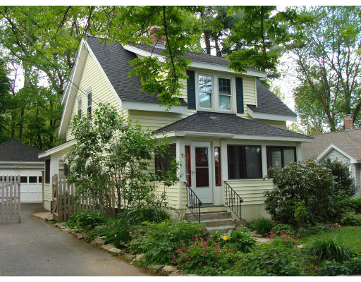 8 Romola Road Worcester, MA 01609 - Photo 1 of 7 Gallery Image 1