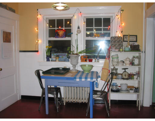 8 Romola Road Worcester, MA 01609 - Photo 6 of 7 Gallery Image 6