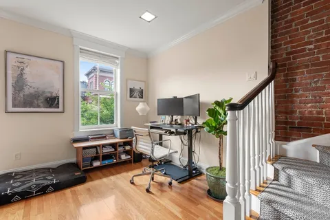 $2,895,000 | 61 Dartmouth Street, Unit 2, Boston, MA 02116