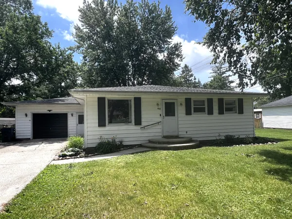 $219,900 | 457 West Emmet Avenue, Rensselaer, IN 47978