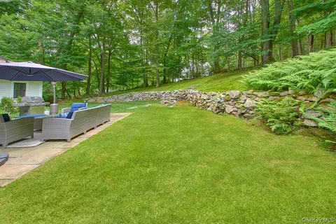 $1,995,000 | 12 Brandon Drive, Mount Kisco, NY 10549