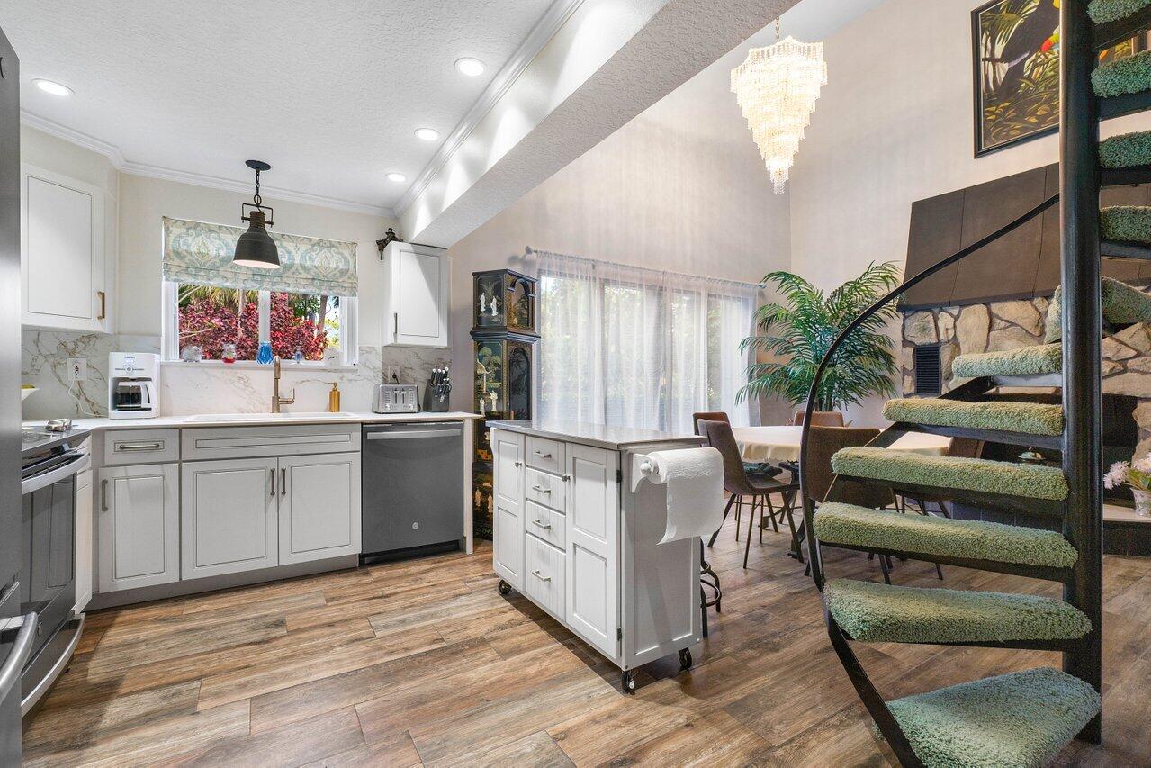 7255 Wilson Road West Palm Beach, FL 33413 - Photo 18 of 70 013-7255WilsonRoad-WestPalmBeach-FL-3341